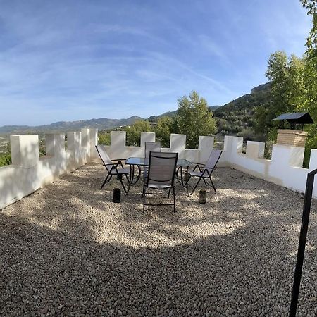 Villa NOVIEMBRE La Iruela Exterior foto